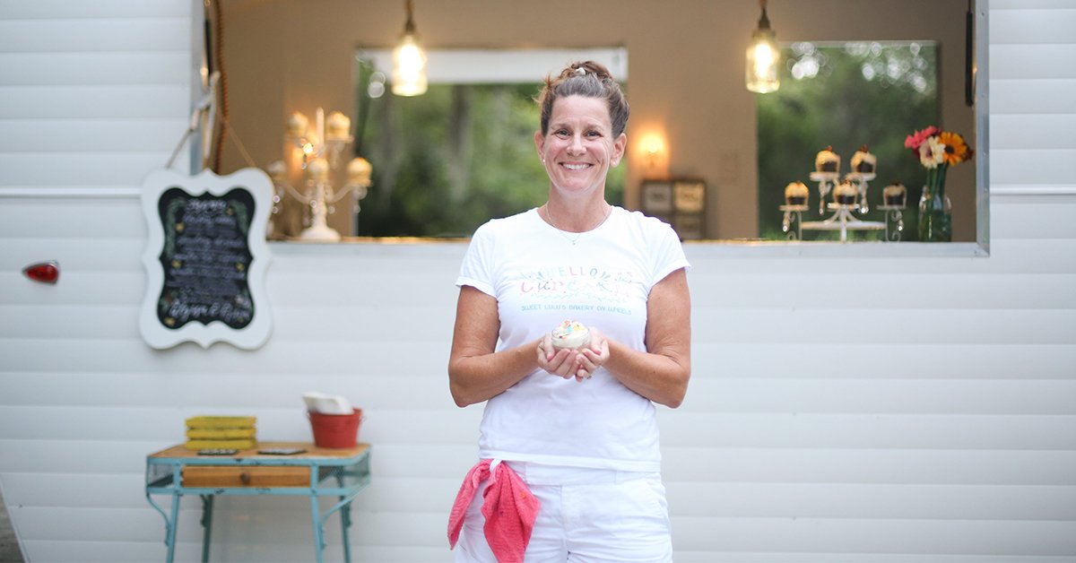 Ready to start a food truck? We interviewed <a href="/waffluv/">Waffle Love</a> <a href="/ChubbyFoodTruck/">The Chubby Chickpea</a> @CharlestonBaker &amp; <a href="/MobileMavensSEA/">Mobile Mavens</a>: blue.host/I74E304zEwo