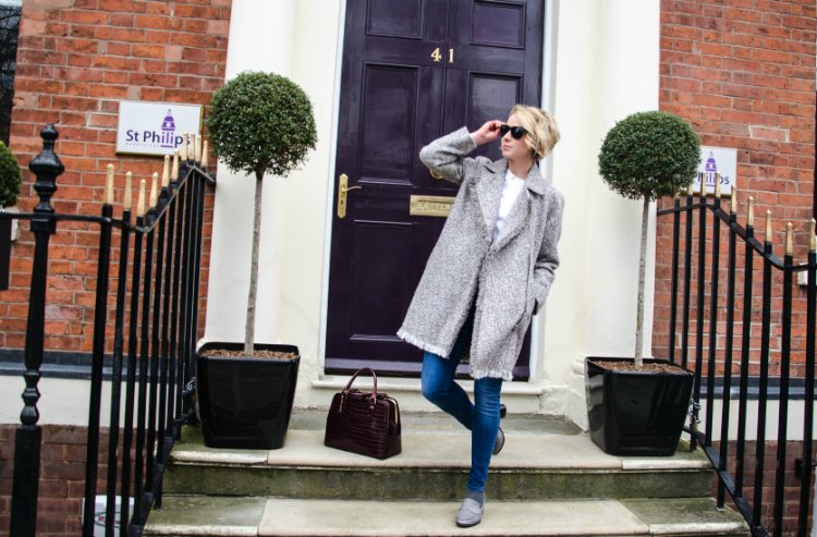 CuratedByLife's tweet photo. Let's talk oversized jackets and masculine vibes https://t.co/U82D6iJ11u

#fbloggers #Fashion #Trends @FabBloggersRT https://t.co/guGwbRpU9m