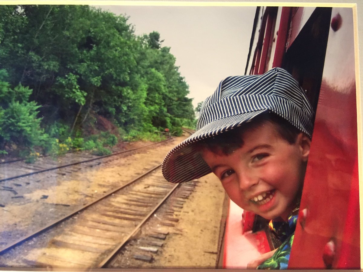 KimFergusonMA's tweet photo. Where does the time go?  Happy 15th birthday, Brian!!  #proudmom #imnotgettingold #joy https://t.co/e6gg84NI76