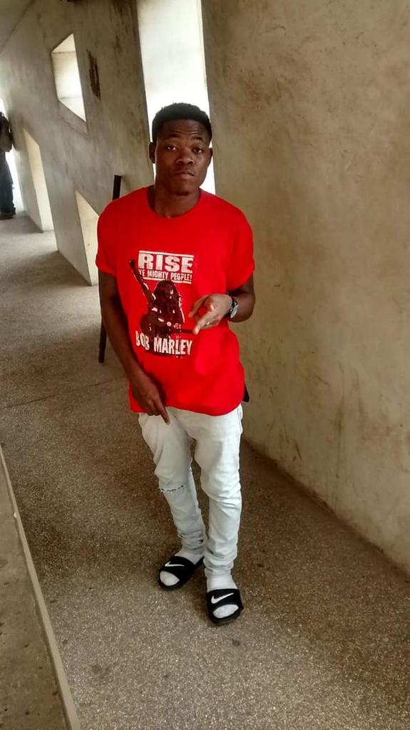raffbongo's tweet photo. #radioDresscode
#commander1
#mercuryquaye
#bigup ursef
#turn up badddd!!!! https://t.co/nvUWUM2BqW