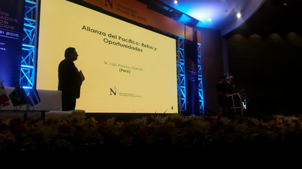 Nathy423's tweet photo. @UPN_Oficial  COMANEI https://t.co/97Huz1i067