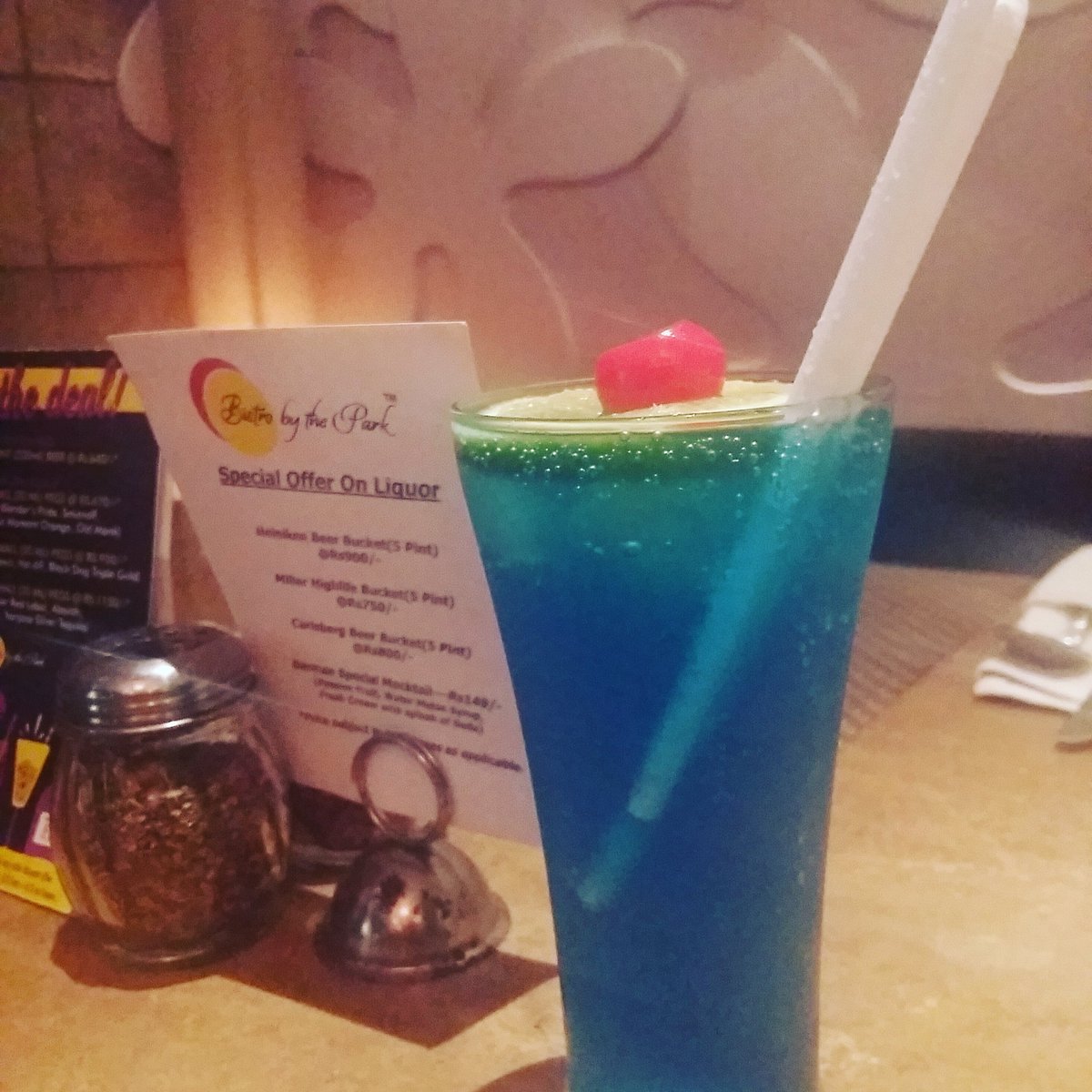 EduPapiya's tweet image. My blue lagoon