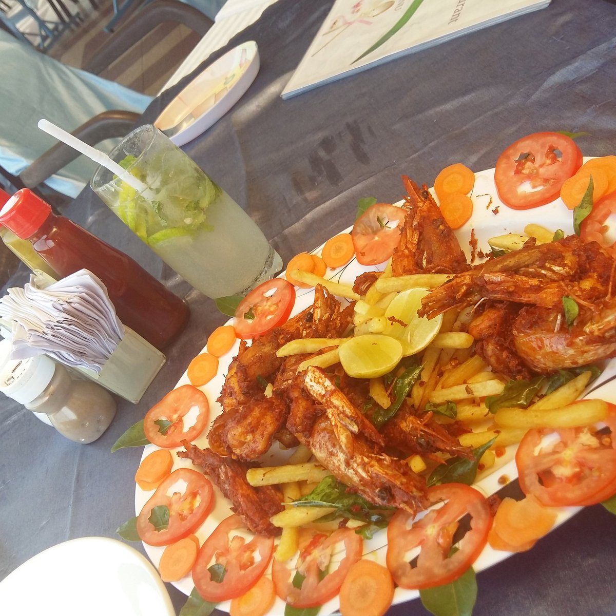 EduPapiya's tweet image. My seafood platter kerela