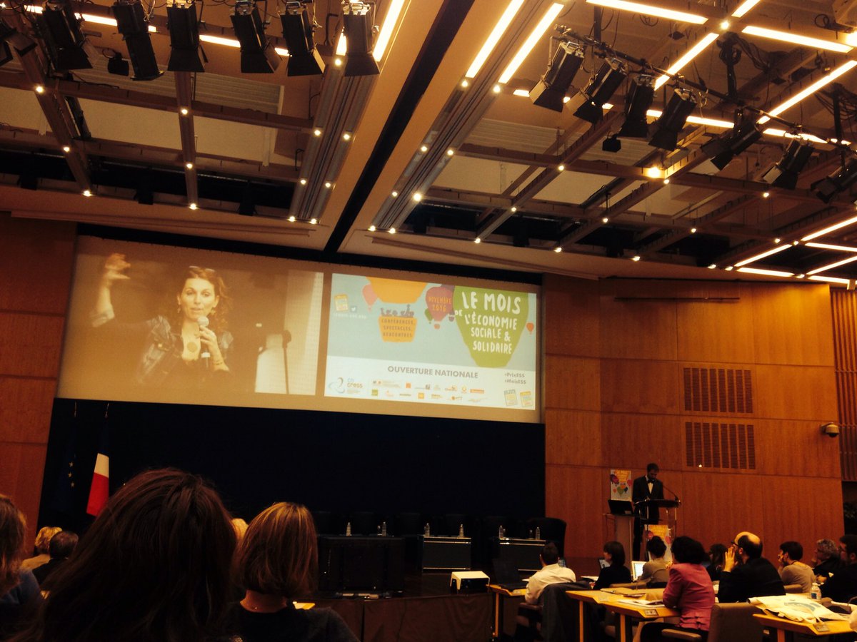 PretotMaud's tweet image. Remise #PrixESS @mois_ESS @_Bercy_ @CNCRES @CaissedesDepots @100000e @groupe_mgen @MutuelleChorum @mutualite_fr @Socialter @bp_atlantique