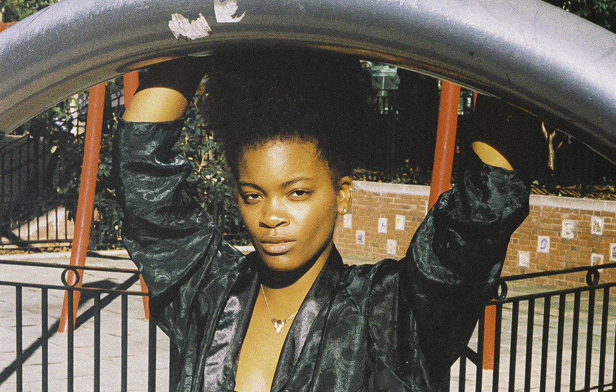 This Is What Peach Fuzz Sounds Like: <a href="/Dreamville/">Dreamville</a>'s newest signee @arilennox talks love &amp; #PHO with #SaintHeron: bit.ly/2dG3gLF