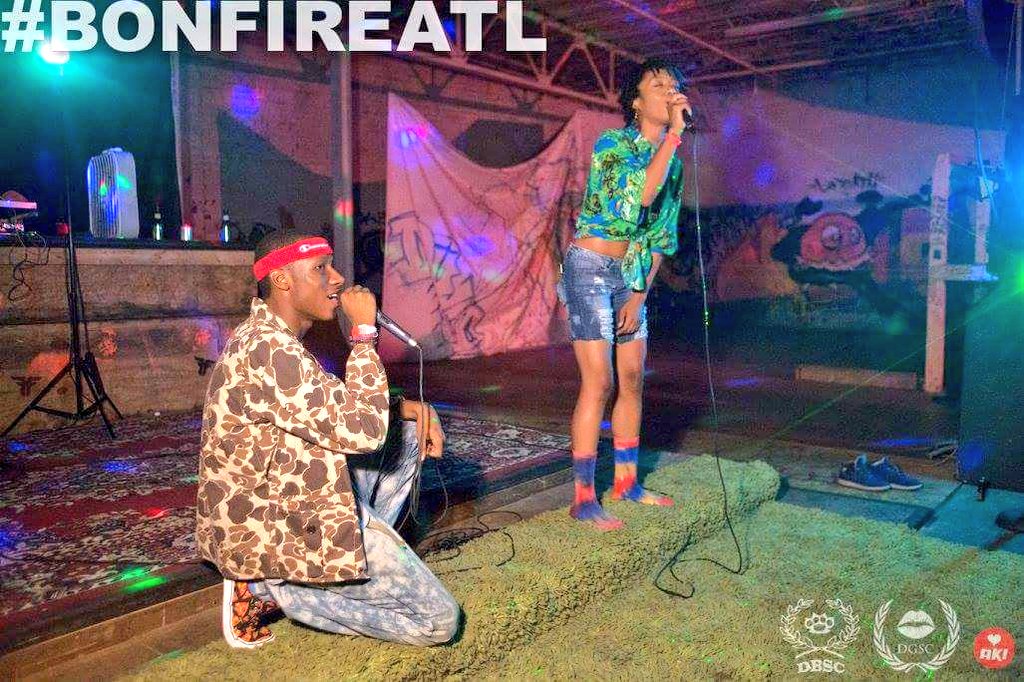 ShellieSweets's tweet photo. We been out here working hard.. aint we bros? @nedlogera #SweetFix #SGLP #TrapSoul https://t.co/Db6WBUeZXW
