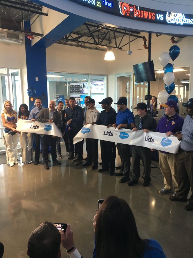 lids's tweet photo. Pressbox is officially open! #LidsVision2020 https://t.co/WVTJt3sTa4