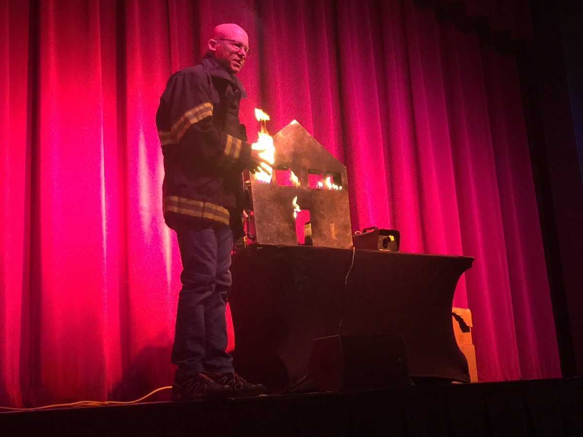 NWRESanders's tweet photo. Steve Wolf, President of Wolf Stuntworks, was amazing. I wonder if I could get him in our school? #MSTA2016 https://t.co/xdyM4uGaD4