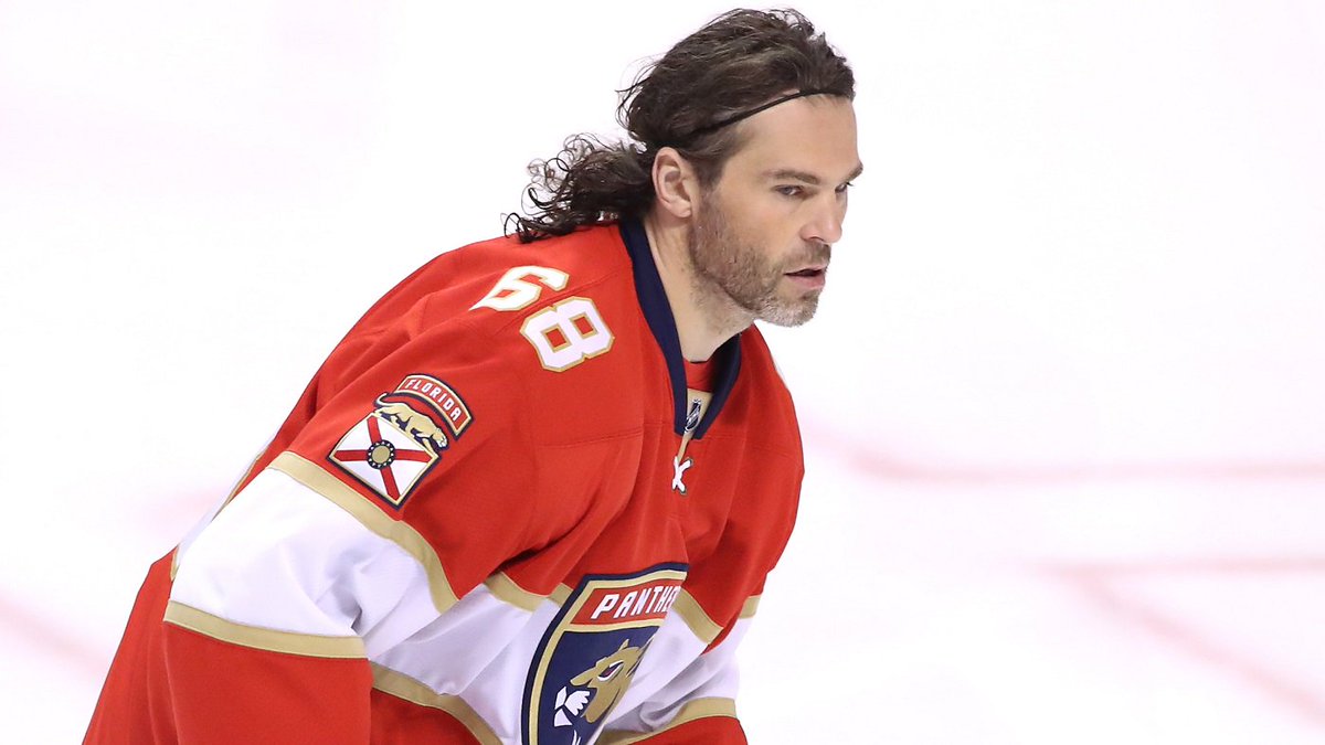 CBS Sports NHL tweet media