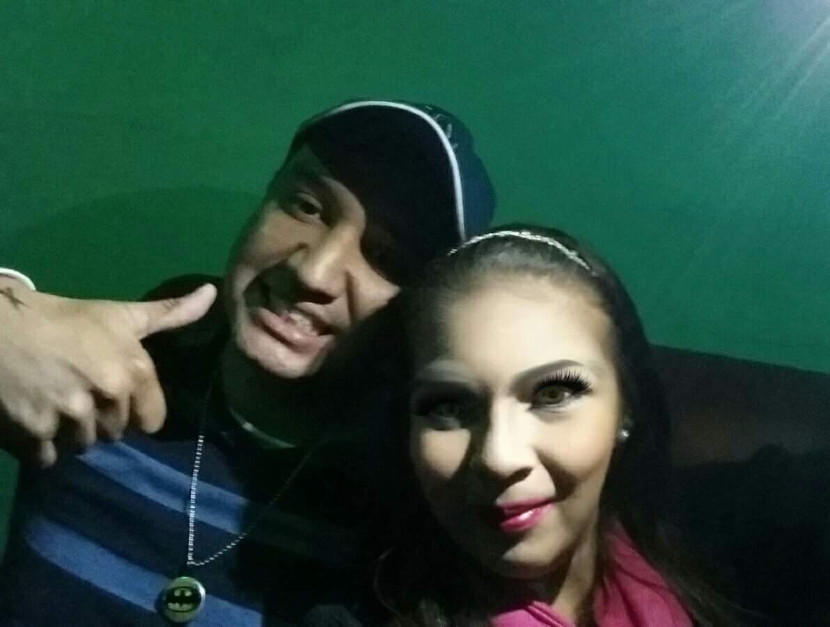 _gabtello's tweet photo. Tú eres el amor que yo esperaba 
lo que tanto habia soñado
Por haberte encontrado y conocido
Por ser tan feliz contigo 
por estar enamorados https://t.co/yFWbXpshqj
