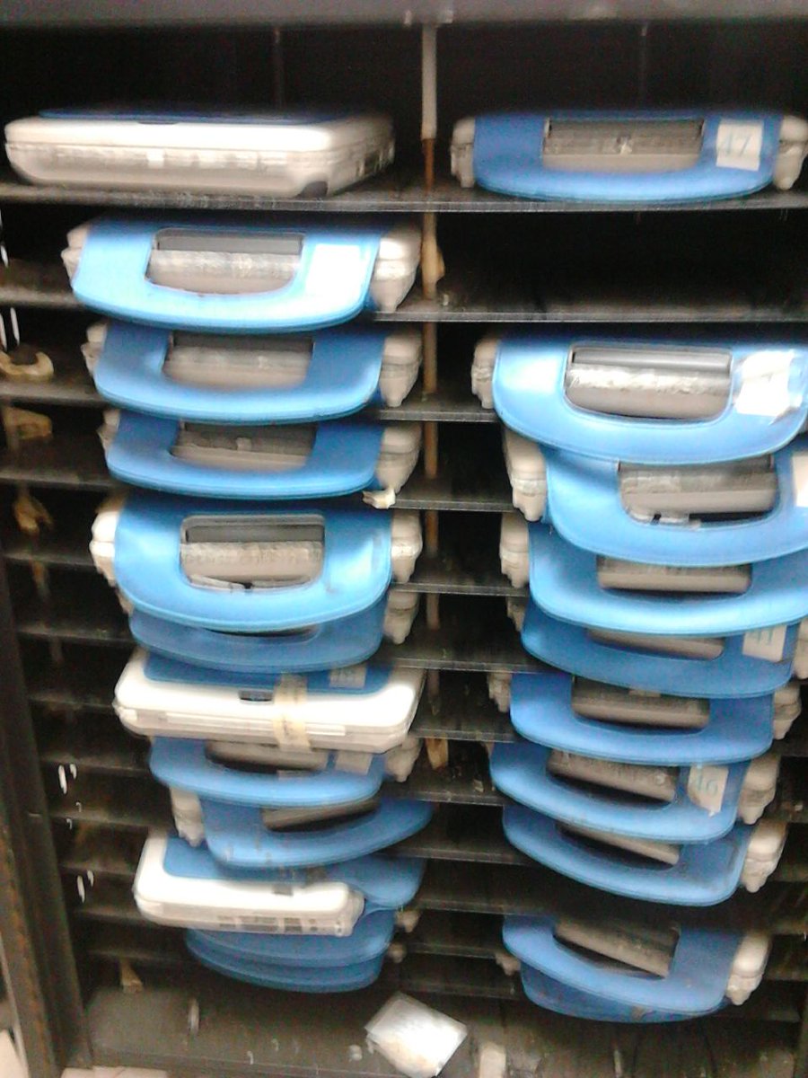 fundabitMiranda's tweet image. #CayapaCanaima #CBITMiranda | Mantenimiento a la #RedSalón de las Escuelas de #Miranda @MPPEDUCACION @Fundabit