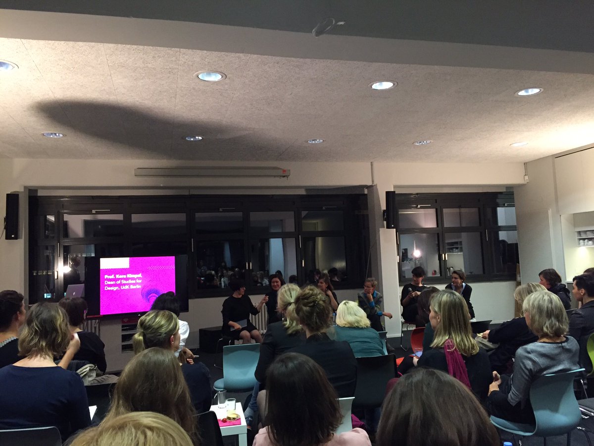 Canto's tweet image. Getting interesting perspectives about #womenintech at #webvision @DigiwomenS