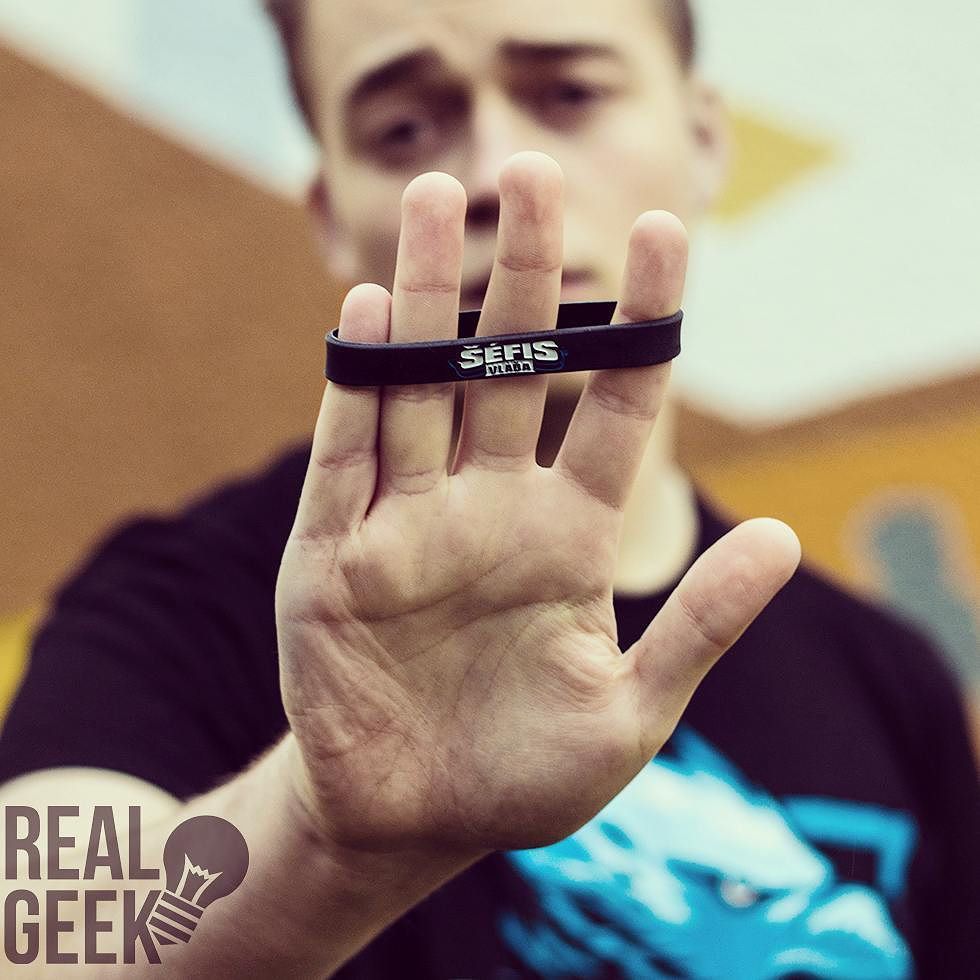 RealGeekShop's tweet photo. Už zítra na #RealGeek.cz! #SefisMerch #ComingSoon https://t.co/riX8n8tXvd https://t.co/cfrmYr5El5