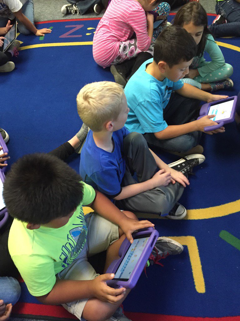 lces_media's tweet photo. LCES students using Scratch Jr. @Renee_Loan @lctechhudson #GlobalMakerDay https://t.co/4eMCtJbxNx