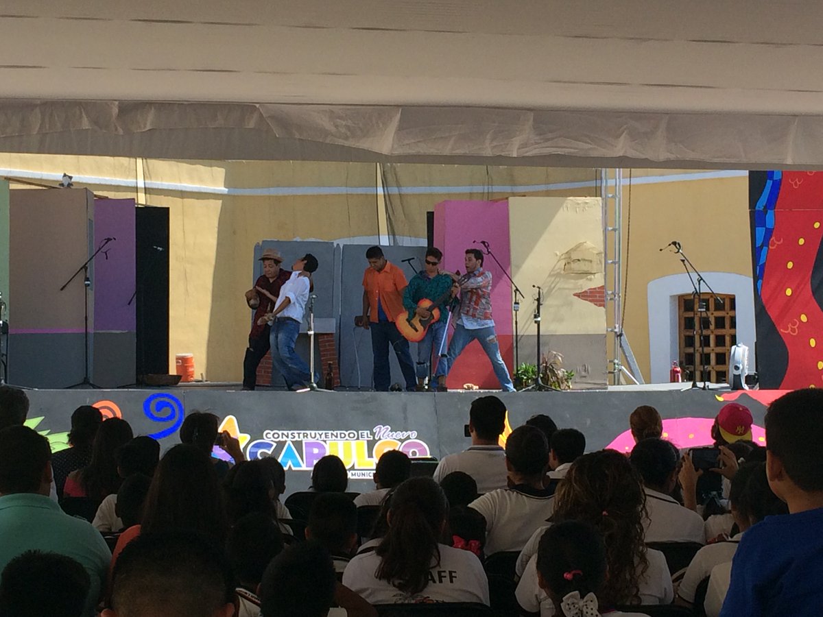 ACAPULCOSEDESOL's tweet photo. Tardes de teatro en el museo histórico Fuerte de San Diego Acapulco. #Nao2016 https://t.co/VHXCPHsHLz