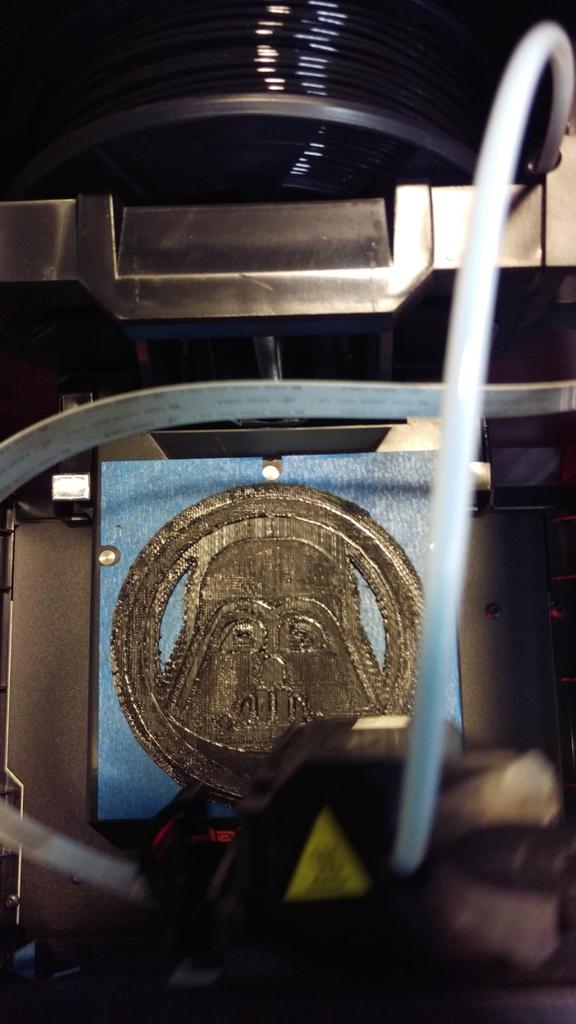 BESbooklady's tweet photo. Thanks @Staples! @BESTexans loves our @makerbot! #BESlib #gcisdlib #makerbotmini #SoCool https://t.co/9Ogil1JMX7