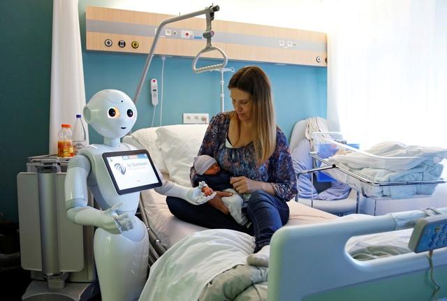 SB_Robotics's tweet image. Our goal for dev Pepper is making a machine that will benefit both man & society. Hence, healthcare will be one of our top focuses in 2017.
