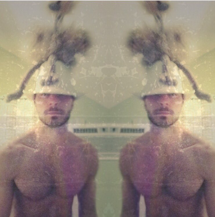 brianreiser's tweet photo. #waiting at the #doctorsoffice and you scroll through your phone #latenitecrazy #werk ostrichrealness #effectsstudio https://t.co/1ulIqhMnaF