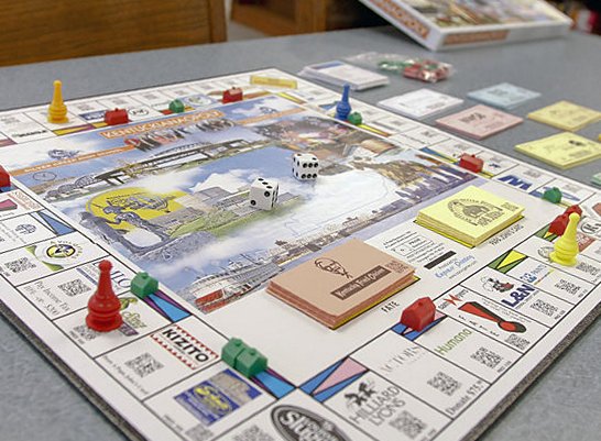 dmlocpas's tweet photo. How cool is this #Kentuckianaopoly game? Notice who has the income tax spot! https://t.co/PIzYsgWYad @SilverCreekCAP #startuplou #buylocal https://t.co/EYgDmHCj1E