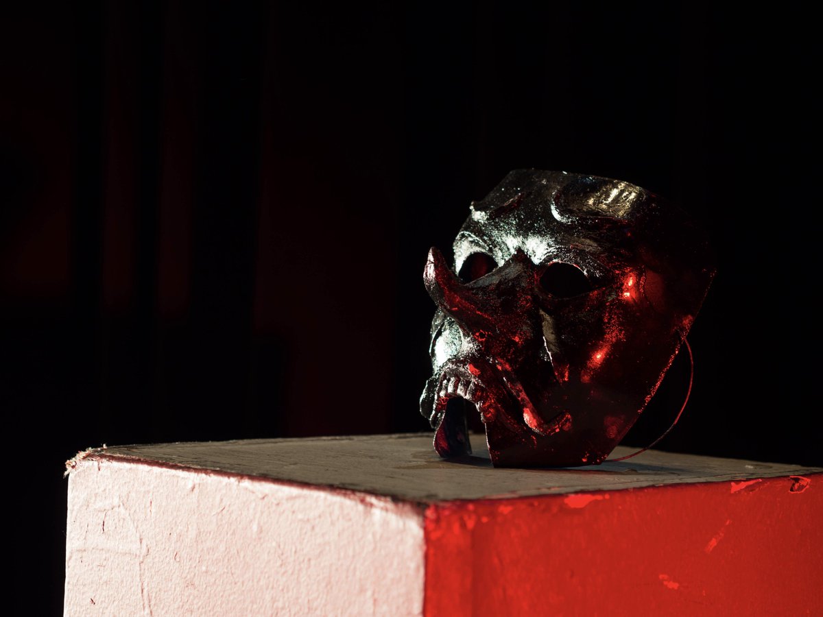 LFHS_Theatre's tweet photo. Come see Oedipus Rex Thursday night at 7pm on the LFHS stage #getrexd https://t.co/KBdV2OHCnF
