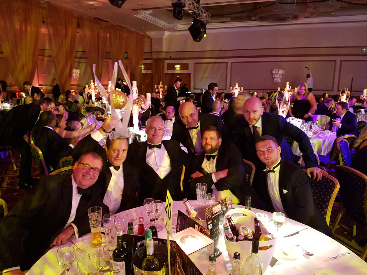 shaunbrevo's tweet photo. Table 20 Phil urbans crew

#servingwithpride https://t.co/79TclsBBzE