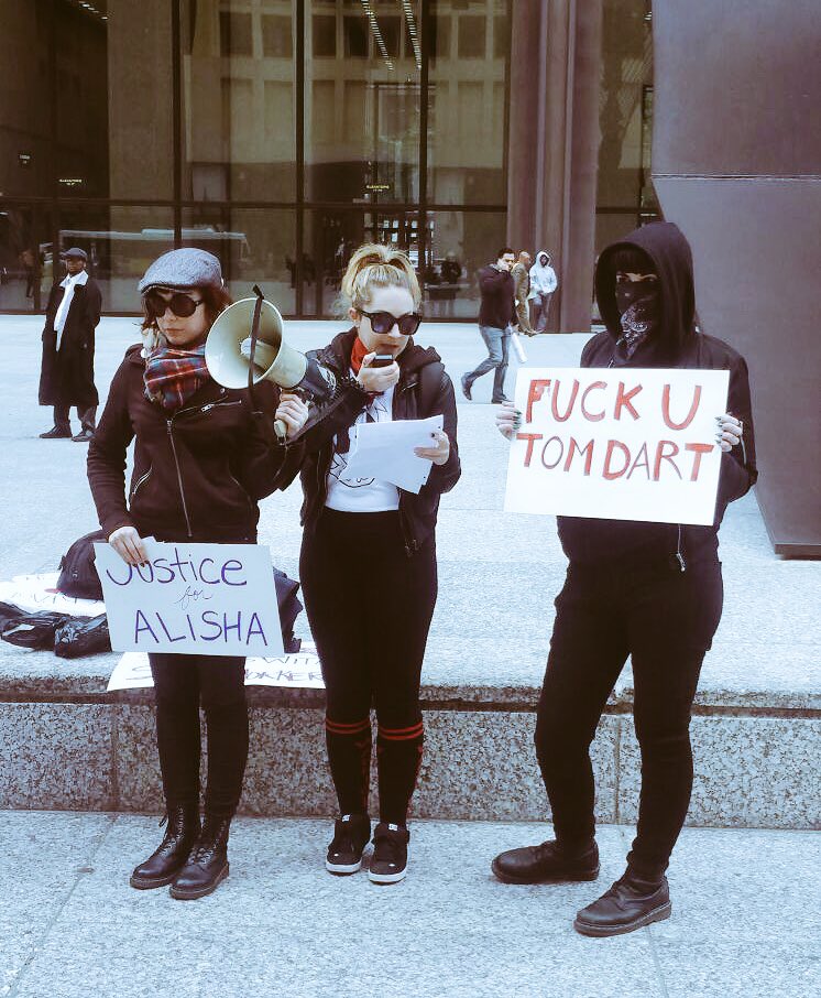 supporthosechi's tweet photo. #SaveBackpageChi #ProtestRaidOnBP #DecrimNow #sexworkiswork https://t.co/xNj7EQRofd