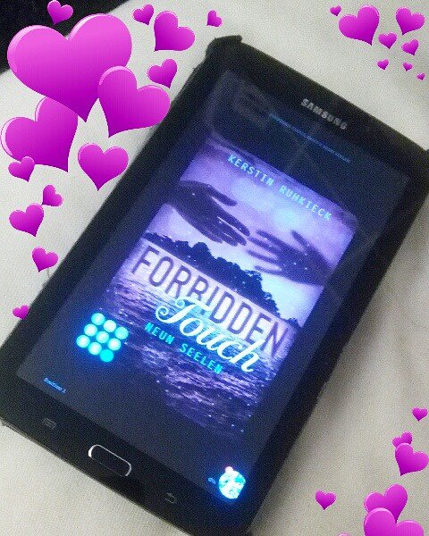 AnnieLaineAutor's tweet photo. #Rezension
#ForbiddenTouch 3 von #KerstinRuhkieck aus dem @carlsen_verlag #Lieblingsbuch https://t.co/EtJSBff0VE https://t.co/trnbvjQRXH
