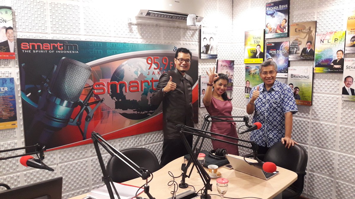 Smart Financial Wisdow:Tes Kecerdasan Financial (FQ Test)
<a href="/eppratomo/">eko pratomo</a> 
<a href="/Mohammad_Teguh/">Mohammad B. Teguh</a> 
<a href="/KebunOla/">Ola Nurlija</a> 

#SmartFW #SonoraNetwork