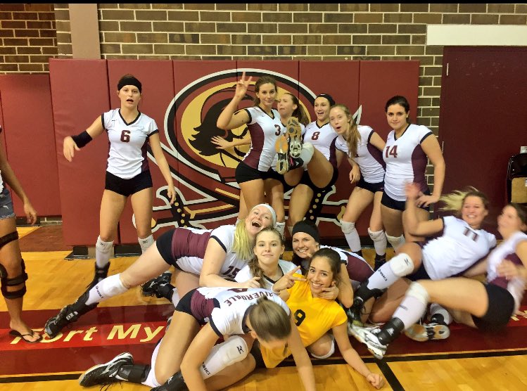 KacyOgden's tweet photo. Had a blast with this team over the years. Love you all 💗 https://t.co/HMSSjrupZR