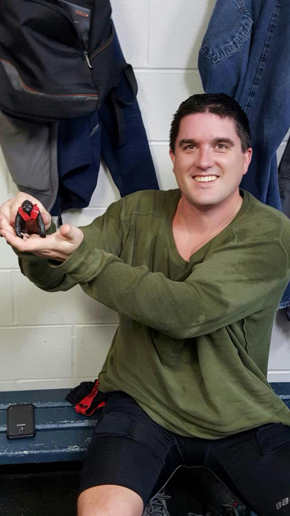 ChrisGaidon's tweet photo. @stephenbshea with great power comes great responsibility. #supergorilla #potg https://t.co/eqn8lVJ5f7
