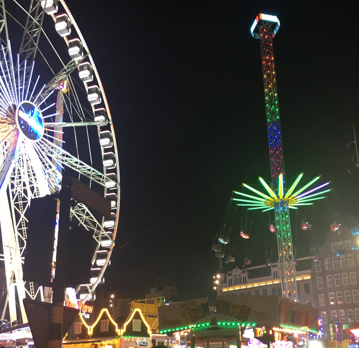 travel_basic's tweet image. Tell me all abt ppl going Amsterham in amsterdam last weekend for #AMF2016 #ade #redlightdistrict #TravelTuesday #travel #betch #weed #fun