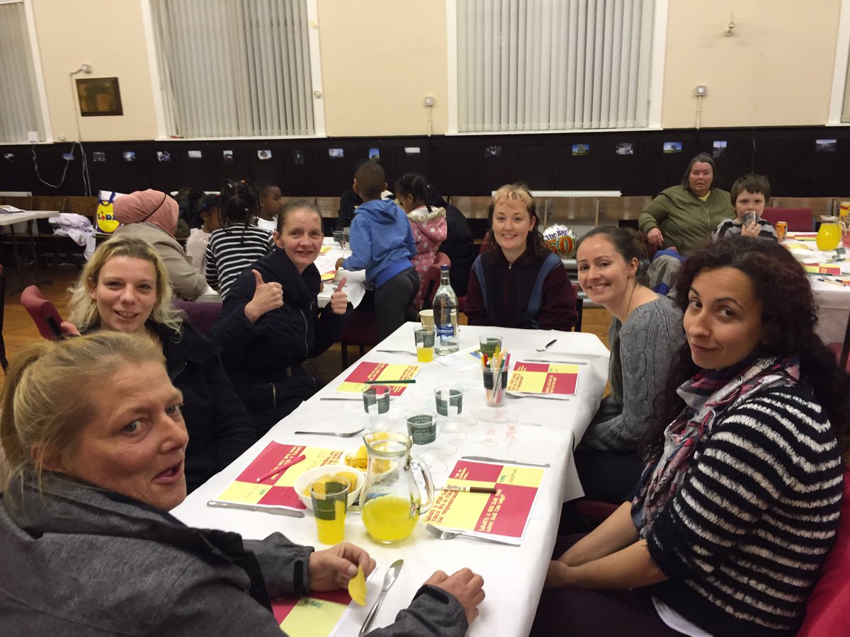 AllyJMitchellCB's tweet photo. Community meal in Possil and Ruchill! So much fun building community! https://t.co/t5nuKtQDu8