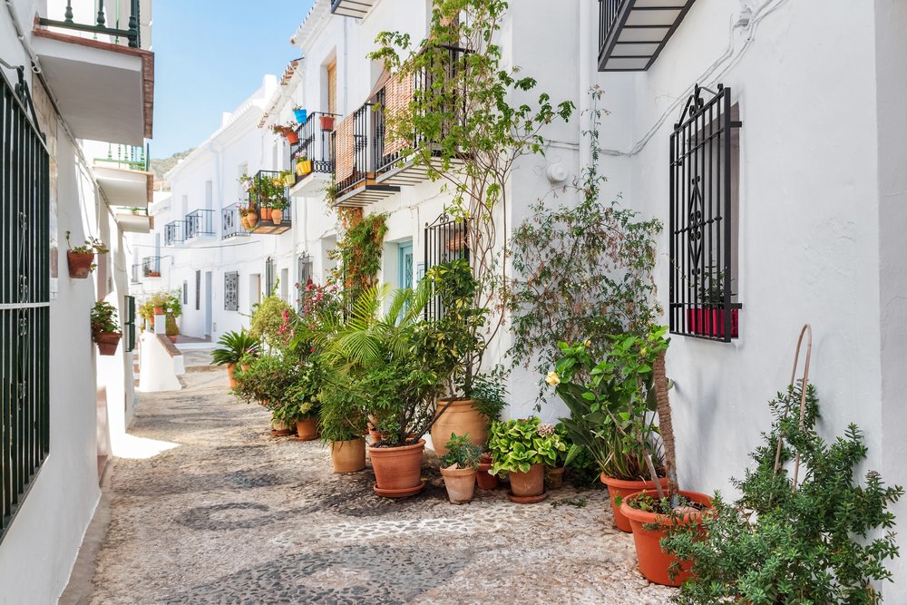 EspanaEnLatam's tweet image. It doesn’t matter what time of year you choose to visit #Frigiliana; you will always be received with open arms.
