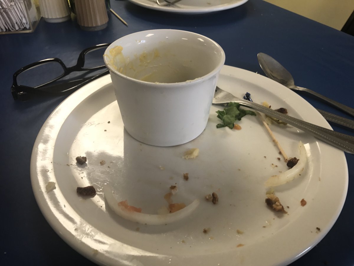 BNorthey's tweet photo. Clarinda’s Down Right Delicious cafe is just that! Look out pork tenderloin contestants. #RealContender @RepDavidYoung https://t.co/u4VzsP2WSE