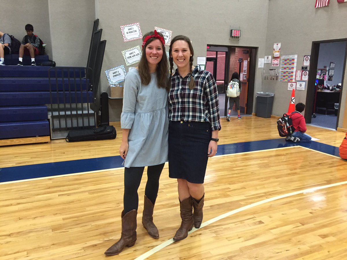 AtothePhaston's tweet photo. Western Day for Red Ribbon Week! @MrsEvans230 #webedrugfree @LindseyElem https://t.co/Yq4hpDzcTM