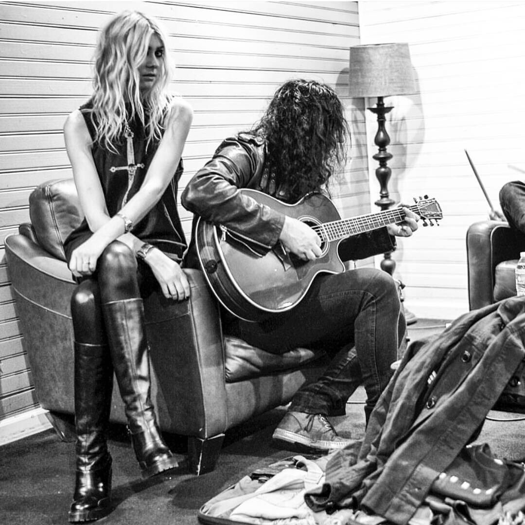MikeDSIdwell's tweet photo. @taylorzombiesky @isabelTPRFAN @taylormomsen @TprHungary @TPREuropeFP @TPRpics https://t.co/vWTglgxn9a
