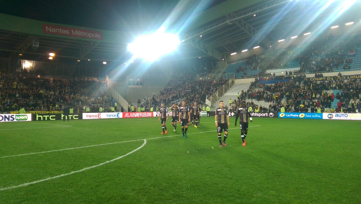 Merci aux supporters angevins pour vos encouragements jusqu'aux derniers instants. Ça ne sourit pas ce soir mais ça va vite revenir ! 💪