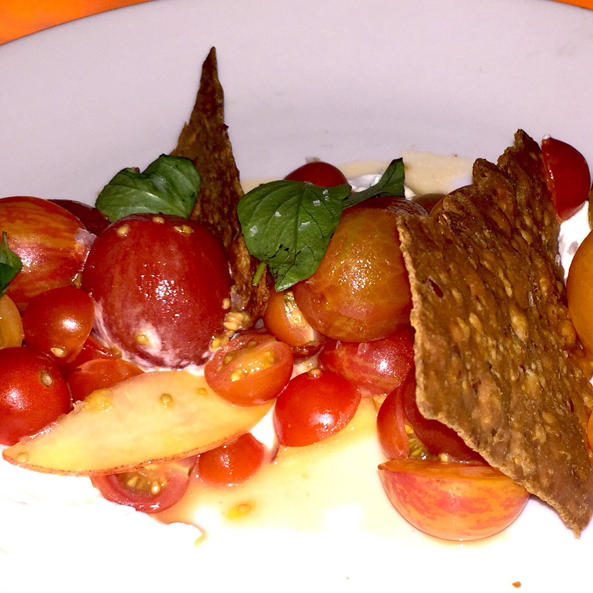 4theTable_'s tweet photo. Tomato Peach Salad at with goats cheese at @lolabistro @chefsymon #Cleveland #4thetable #salad #appetizer https://t.co/VMKNLcLr8l