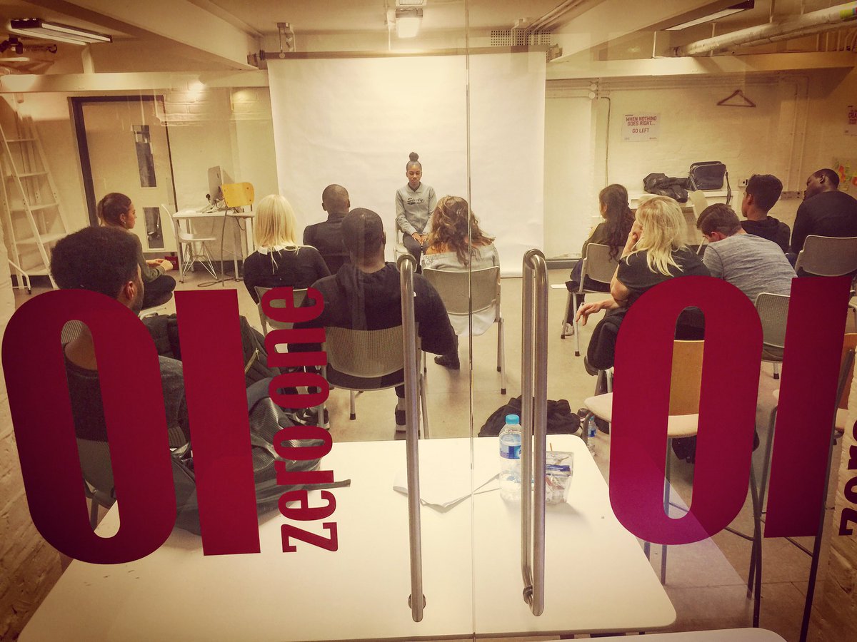 BeCoMeCast's tweet photo. Proud as a Muhammad Ali punch of ALL on the https://t.co/aJ40TypXYB & @G7Women Actors' Course ... TOP work on #MonologueWeek #Working4Actors https://t.co/DEXnanrs3N