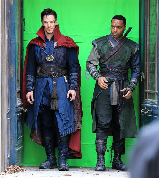 DoctorStrangeFR's tweet photo. #Tournage de #DoctorStrange à New York https://t.co/H6eQ6El7W4