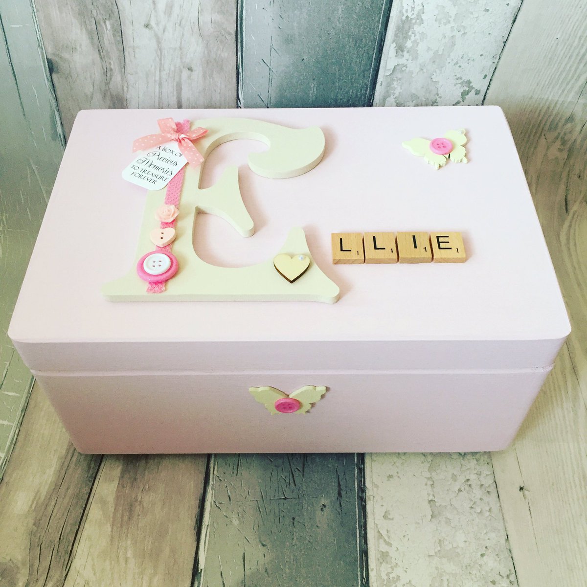 message_picture's tweet photo. 💗💜 Every now &amp; again.... an order gets stuck in my heart 💜💗 #ThePictureMessage #memorybox #memories #theirdad #heaven #sisters https://t.co/zHFrZFj7vK