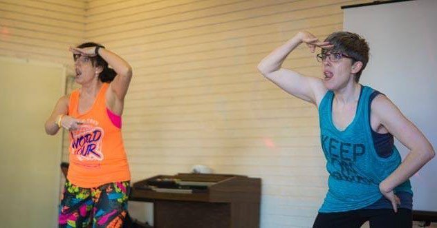 zumba_zoe's tweet image. 😂😂😂we really do pull some faces when teaching lol! #zinproblems Taken by Lisa Cryer Photog… ift.tt/2fdn4vf