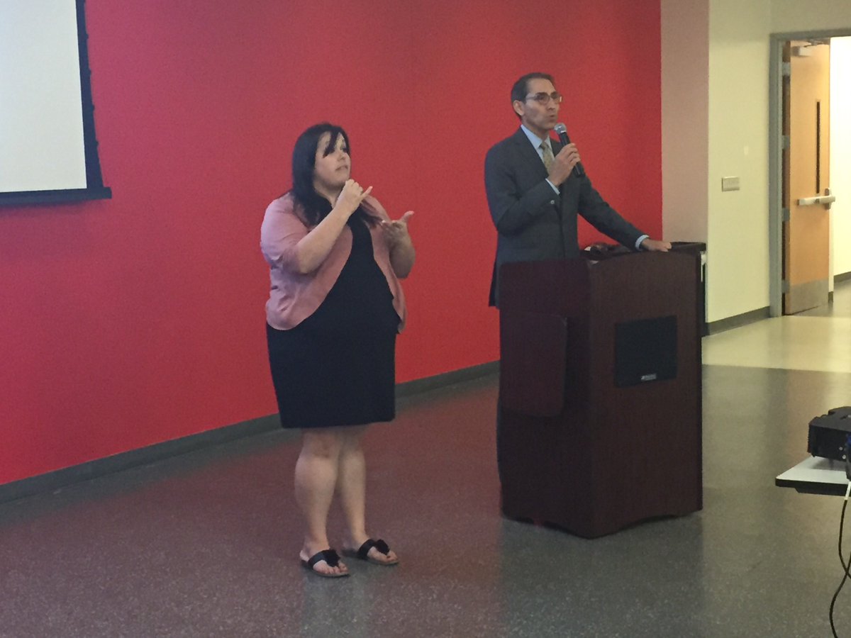 TheDCArts's tweet photo. Director Espinoza of @TheDCArts gets us started tonite @DCCulturalPlan here @DOES_DC #IntermissionDC https://t.co/Zx4xNU2mmh
