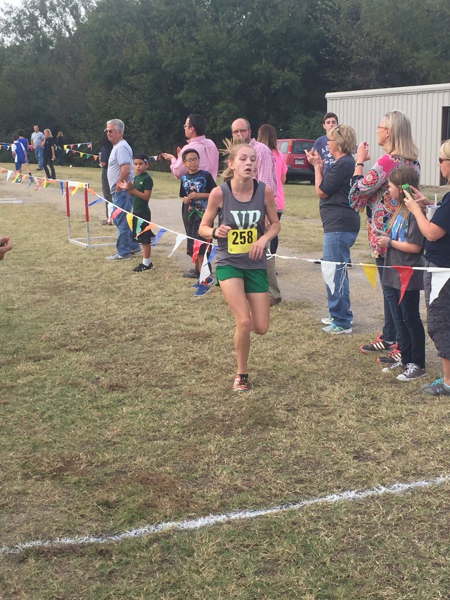 VBSDActivities's tweet photo. Congrats to A. Ming, 1st place in the River Valley XC Championship! https://t.co/lCcpnEUNdK