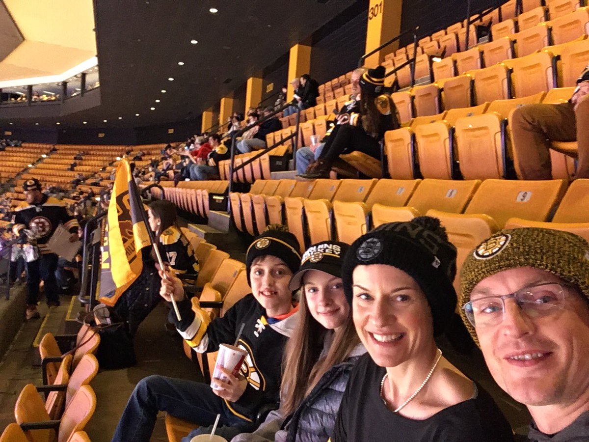 frlake's tweet photo. Over from Edinburgh for our first ever NHL game. Come on Bruins!!! #NHLBruins https://t.co/4LCO6gfel0