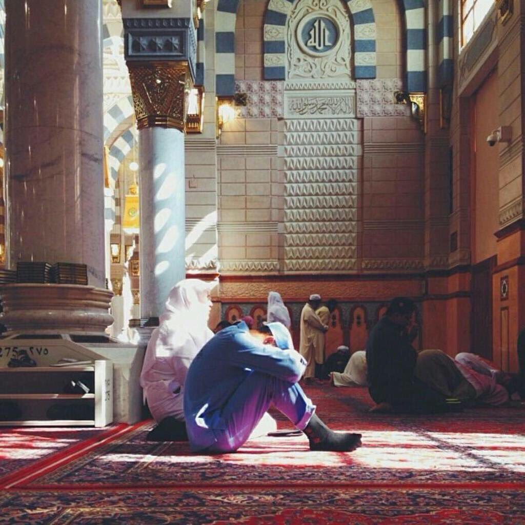 اللهم جنبني سواد القلب وموت الضمير وسوء الخاتمة واكتبني ممن انعمت عليه بنعمة الهداية لاخوف عليهم ولاهم يحزنون ..