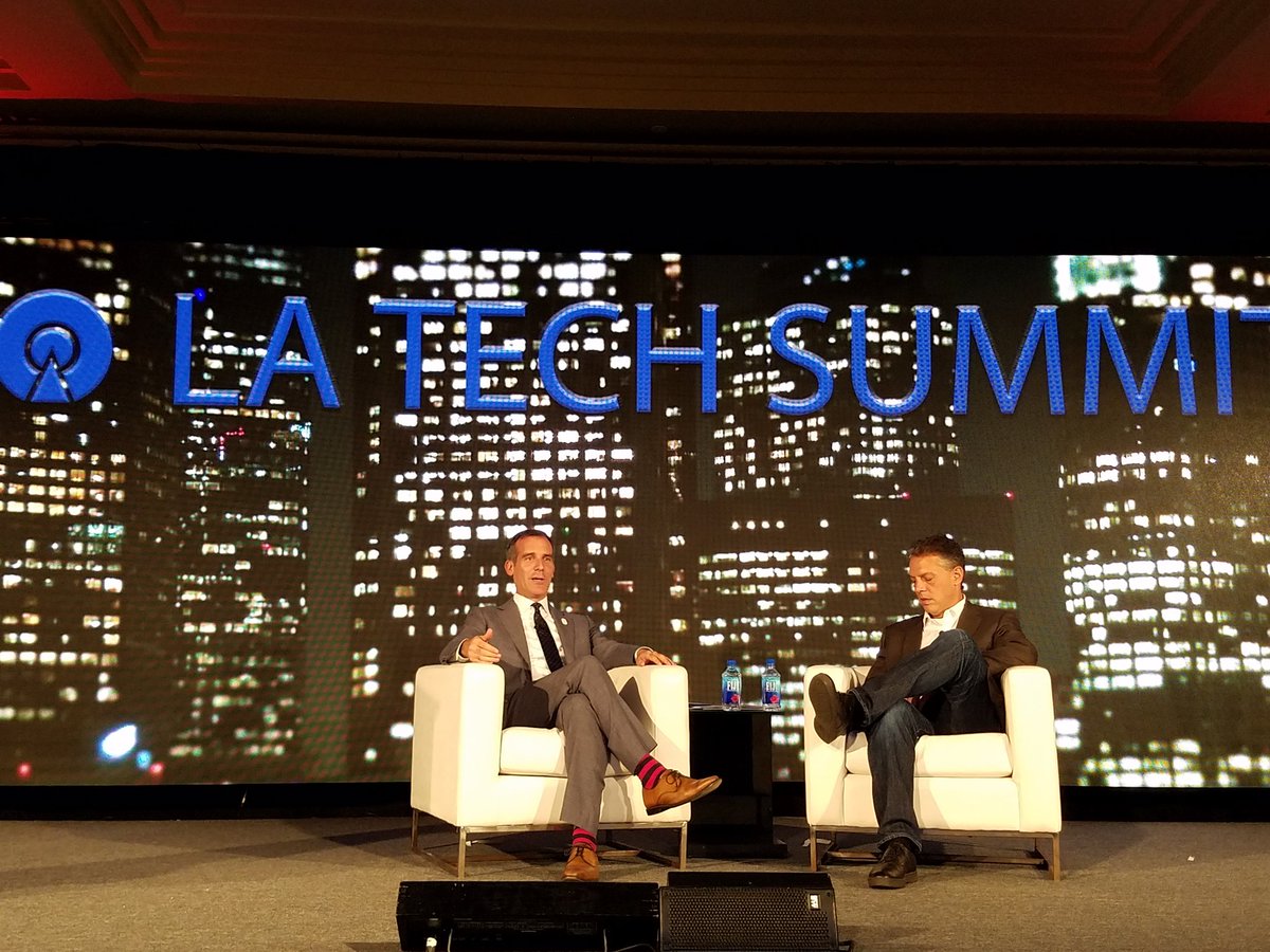 quantsplus's tweet photo. LA Mayor Eric Garcetti &amp; Adam Miller, Founder Cornerstone OnDemand #latechsummit @quantscorp #fintech #SiliconBeach https://t.co/fCLxswCB1k