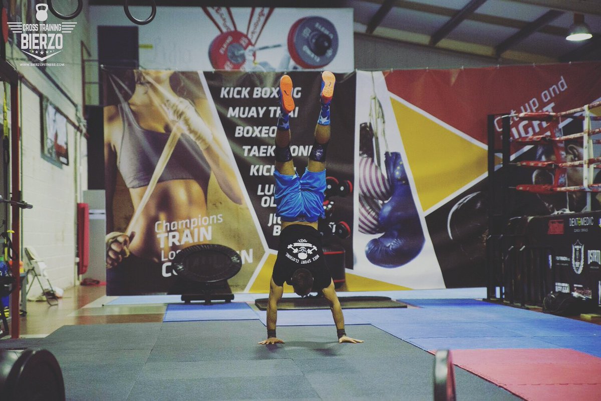CTrainingBFC's tweet photo. Sal de tu zona de confort, busca otro punto de vista y afronta grandes retos. #CrossTrainingBFC #BierzoFitnessCenter https://t.co/kUXg2S8aQo