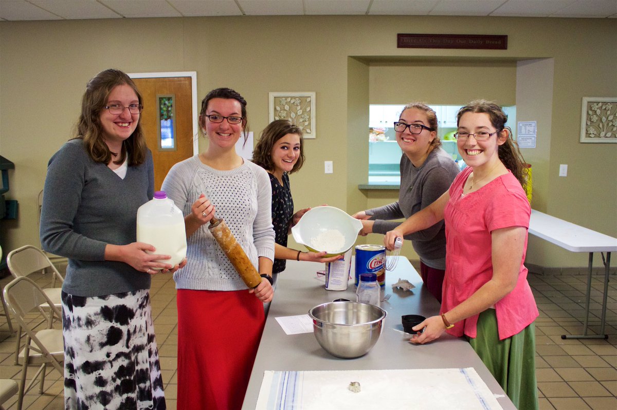 NebcOnline's tweet photo. Making Apple Pies with Pastor Townsley #nebc2016 #thenebc #nebcactivity #applepie #baking https://t.co/wHXiJ9HpYu