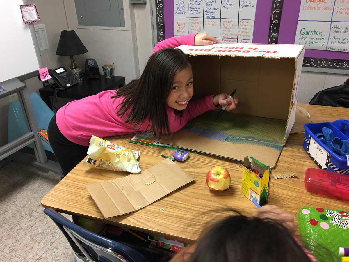 Falcons_Davis's tweet photo. An AMAZING day of building exhibits for our PBL. So many creative minds at work @ForestdaleES @FCPSR3 #pbl https://t.co/ADzmaFFX1w